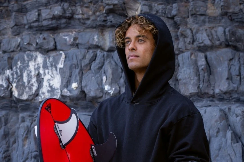 Pro Surfing Prodigy Noah Beschen Joins the Swatch Proteam