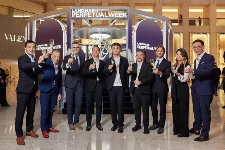 Grand Debut of the Landmark Perpetual Week Celebrates Watchmaking Excellence