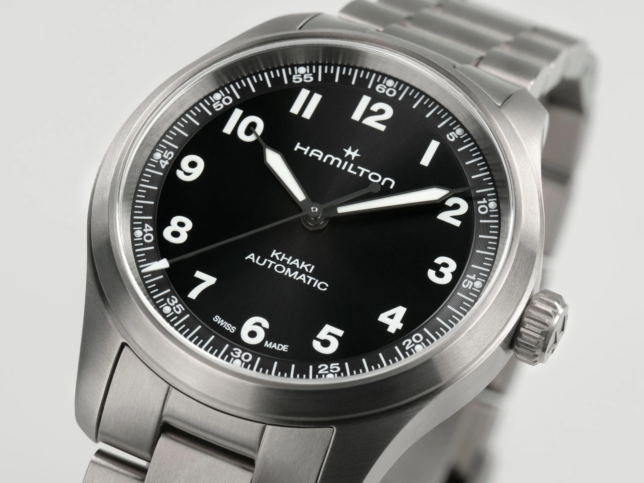 A New Take on the Khaki Field: Hamilton x Engineered Garments H70235130