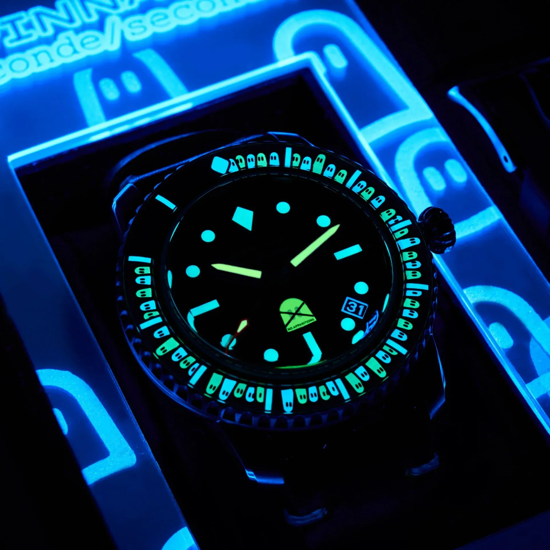 Spinnaker Introduces Fleuss 40 Automatic Seconde/Seconde/ 2024 Edition – A Ghostly Tribute in Timekeeping