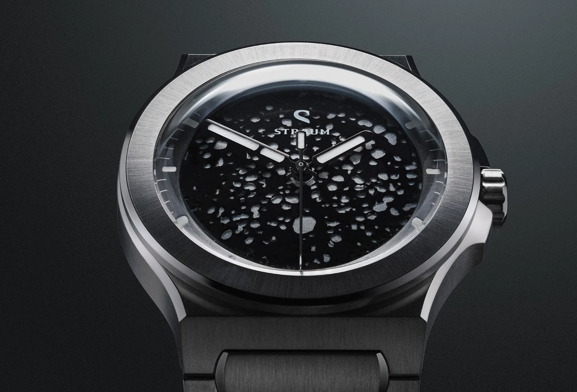 Straum Unveils Jan Mayen Basalt Limited Edition