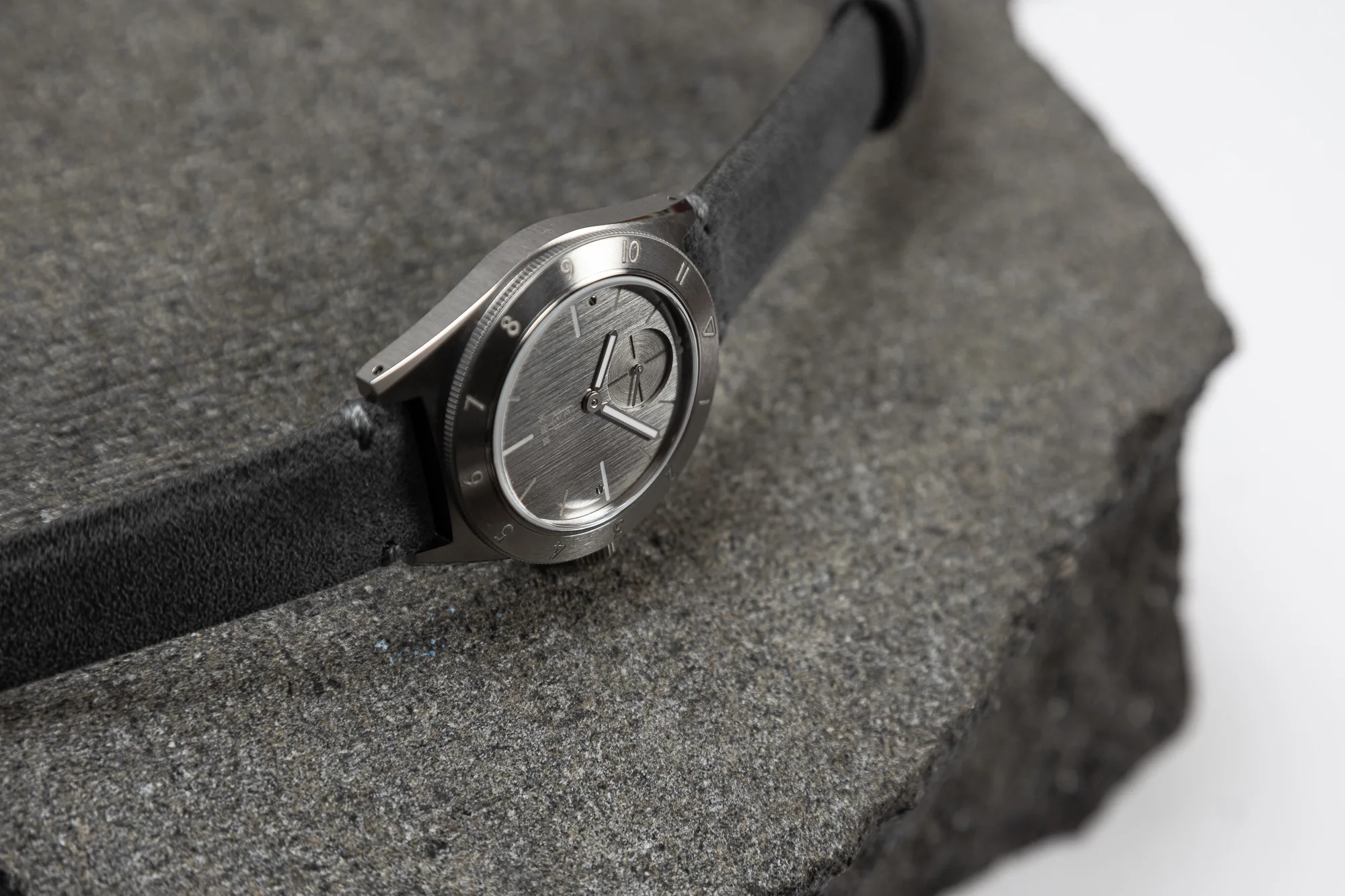 Ace Jewelers x Cedric Bellon CB01 Ti Amsterdam Edition: Sustainability in Monochrome