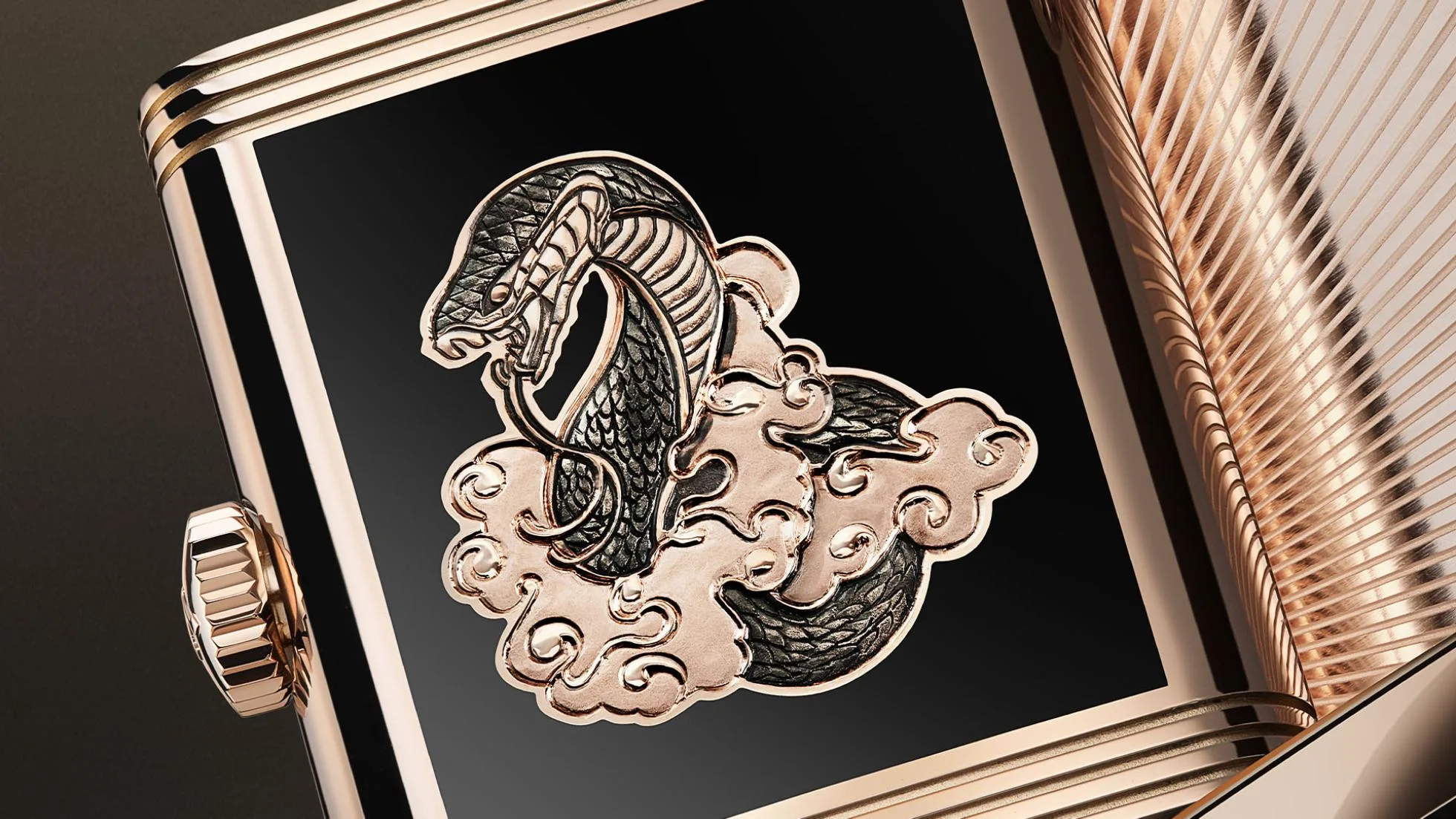 Jaeger-LeCoultre Reverso Tribute Enamel Snake: A Masterpiece of Artistry and Culture